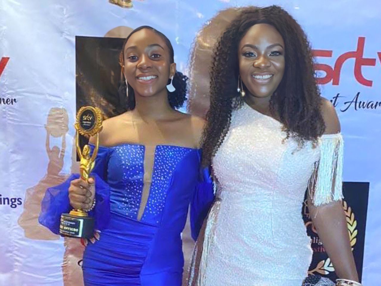 Adadeze Onuigbo and her moter Oby Onuigbo at an award ceremony